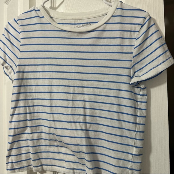 Universal Thread Tee - Picture 1 of 2